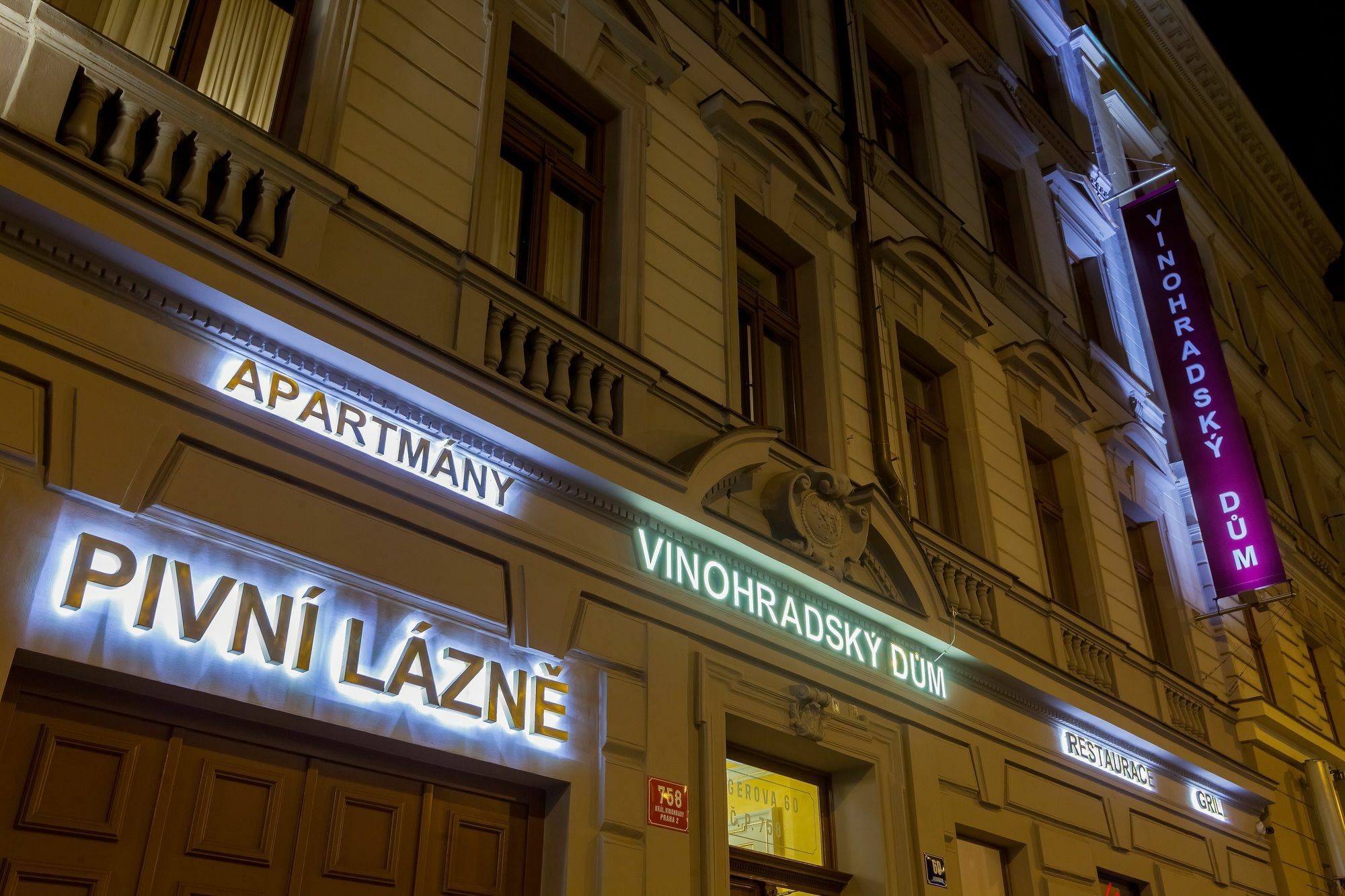 Vinohradsky Dum Residence Prague Exterior photo